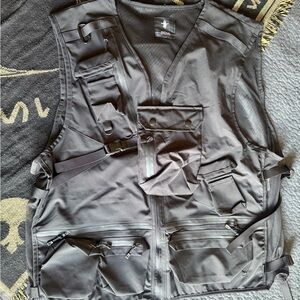 Men's Tactical Vest in Black